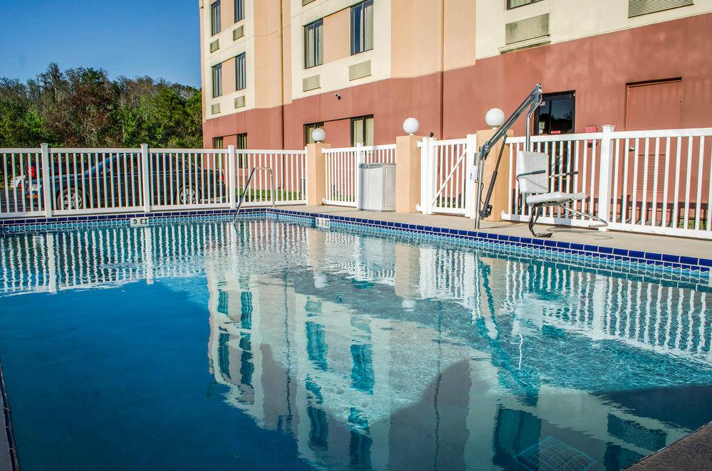 Spot X Hotel Tampa - Wesley Chapel By The Red Collection Экстерьер фото