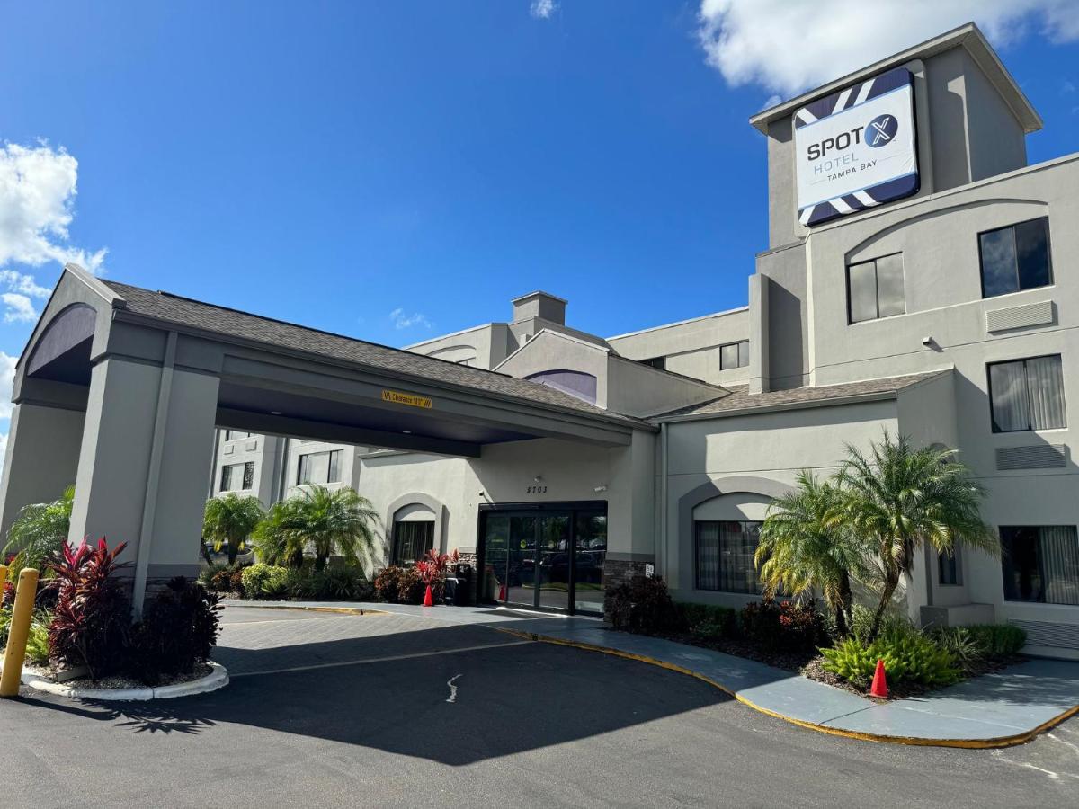 Spot X Hotel Tampa - Wesley Chapel By The Red Collection Экстерьер фото