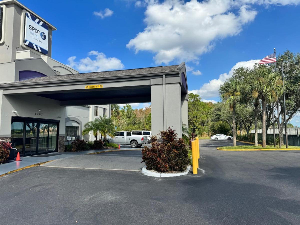 Spot X Hotel Tampa - Wesley Chapel By The Red Collection Экстерьер фото