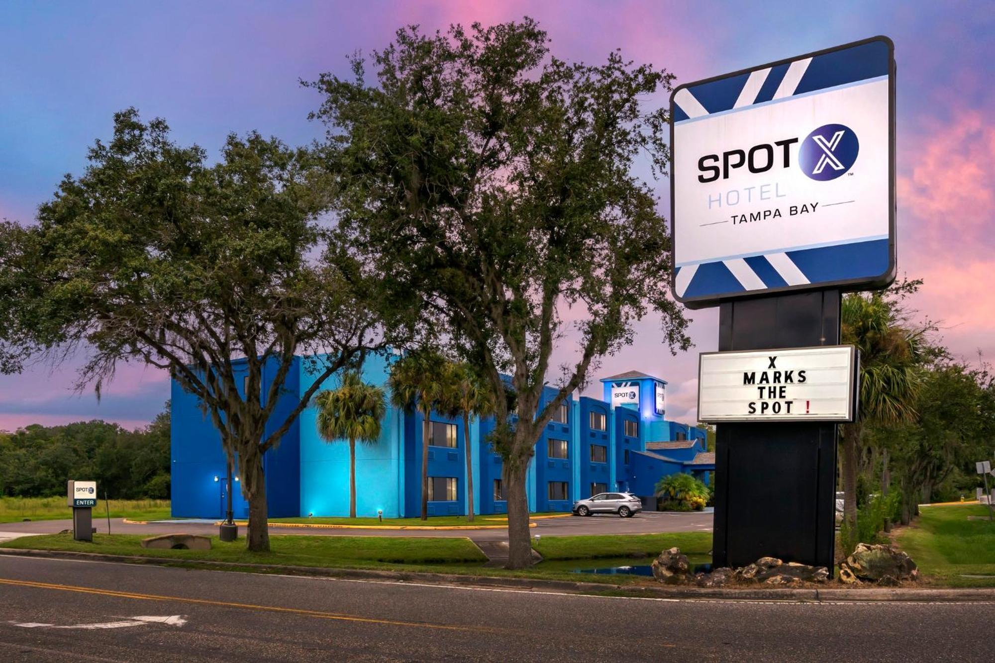 Spot X Hotel Tampa - Wesley Chapel By The Red Collection Экстерьер фото
