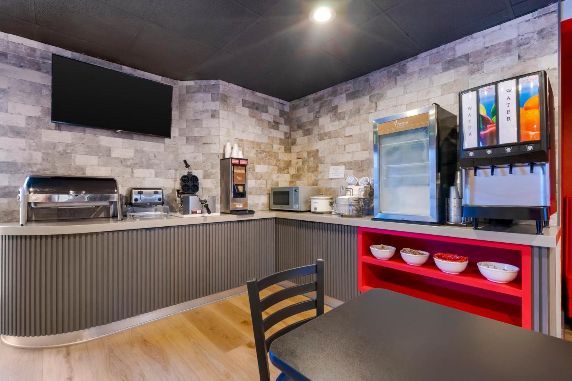 Spot X Hotel Tampa - Wesley Chapel By The Red Collection Экстерьер фото