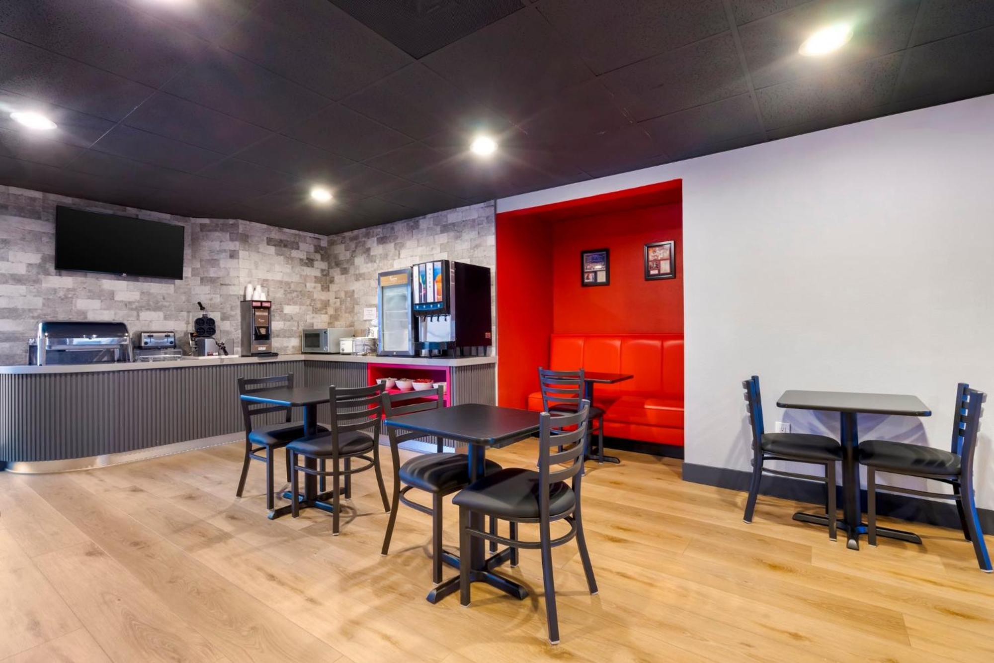 Spot X Hotel Tampa - Wesley Chapel By The Red Collection Экстерьер фото