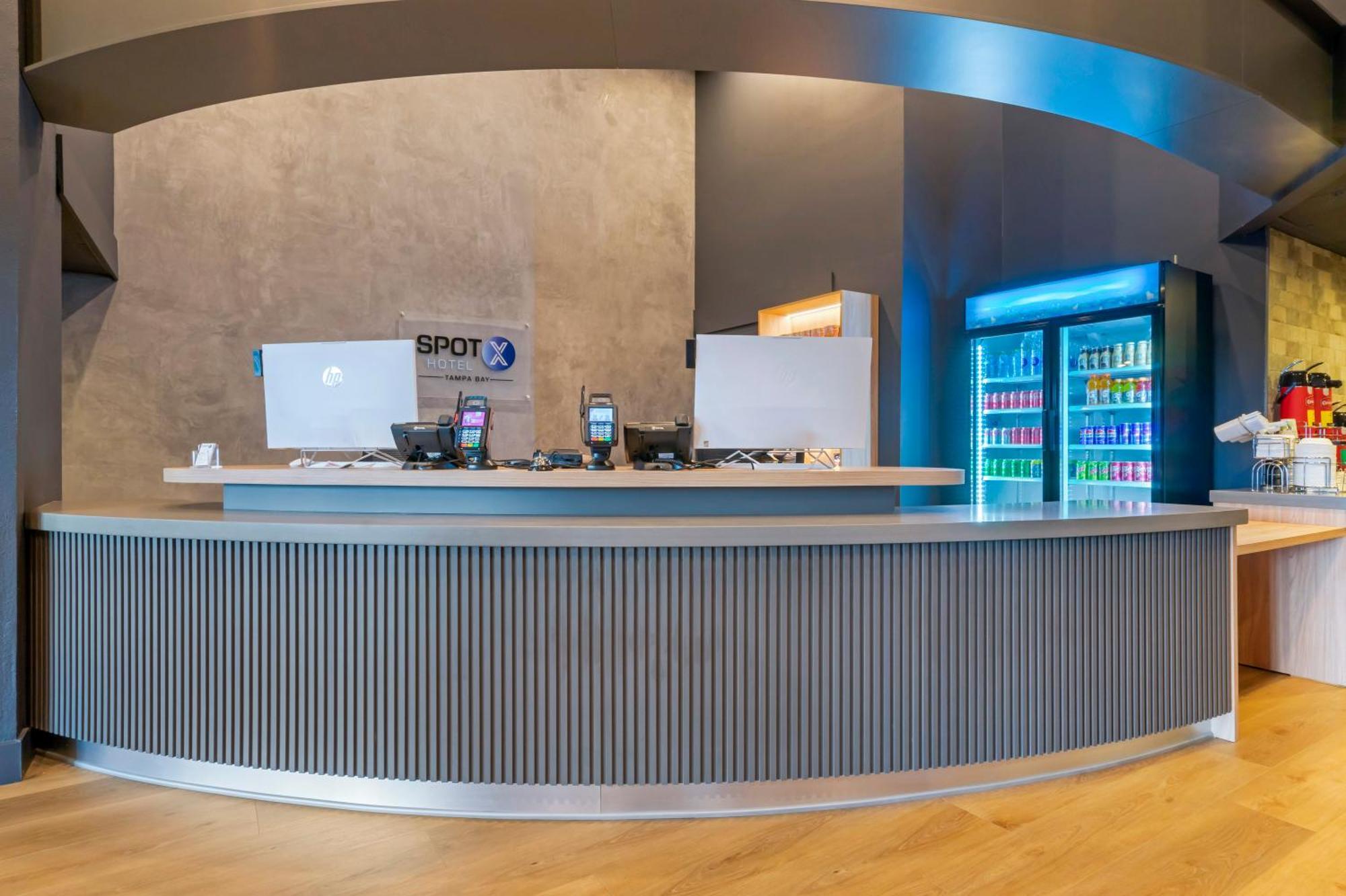Spot X Hotel Tampa - Wesley Chapel By The Red Collection Экстерьер фото